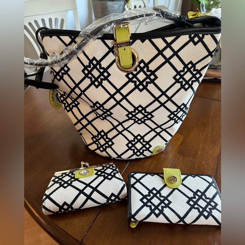 Spartina 449 bodega bucket bag